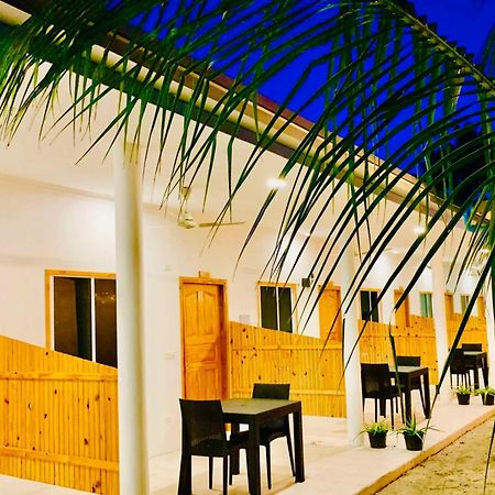 Sunny Beach Thoddoo Εξωτερικό φωτογραφία